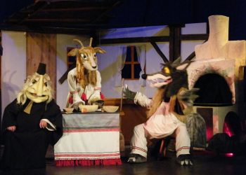 Teatrul pentru Copii şi Tineret Constanța „Căluțul de mare” pune în scenă două piese adorate de copii