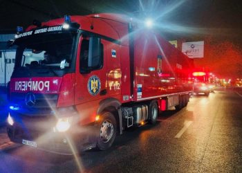 Primul convoi de ajutoare adunate prin platforma Guvernului, pentru ucraineni, a pornit spre Siret