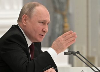 Vladimir Putin: De la 1 aprilie, plăţile pentru gazul rusesc trebuie efectuate în ruble        