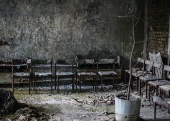 Centrala nucleară de la Cernobîl, complet deconectată de la electricitate. Care sunt riscurile