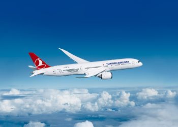 Alertă cu bombă la bordul unui avion Turkish Airlines. Aeronava, escortată de avioane ale Forțelor Aeriene Române
