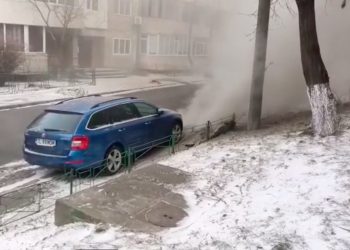 Pericol de explozie: Scurgere de gaze pe o stradă din Tulcea