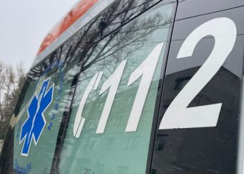 Accident în comuna Crucea. O persoană este rănită