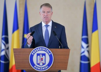 Cei 8 soldați care au murit în accidentele aviatice petrecute seara trecută, decorați post-mortem