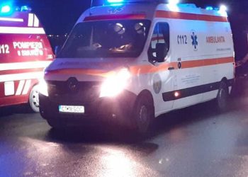 UPDATE – Incendiu într-un bloc din Constanța. O butelie a explodat