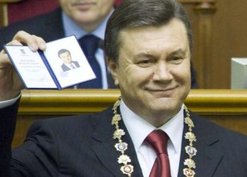 Ianukovici, fostul preşedinte al Ucrainei, îi cere lui Zelenski să renunţe să lupta împotriva Rusiei