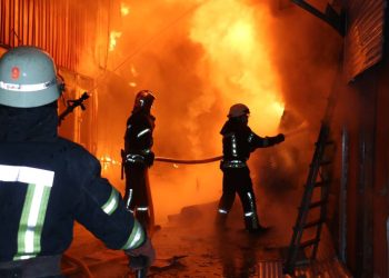 Ucraina: Piața din Harkov, una dintre cele mai mari din lume, distrusă de obuze și flăcări