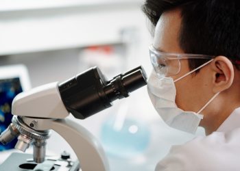 145 de elevi constănțeni vor participa la etapa județeană a Olimpiadei Naționale de Biologie