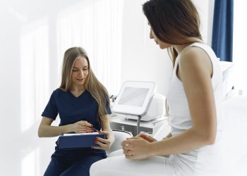 Ministrul Sănătății: Vaccinul anti-HPV ar putea fi inclus în Programul național de vaccinare 