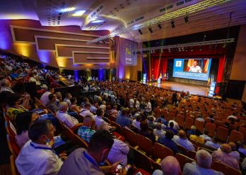 Liberalii, convocați în Congresul Național. Va fi numit un președinte interimar