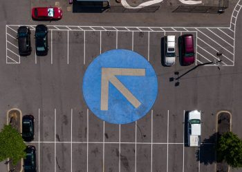 Tulcea: Sistemul de Parcări Publice, supus dezbaterii publice