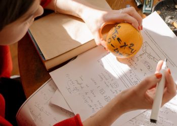 Olimpiada Națională de Matematică pentru clasele a V-a și a VI-a se desfășoară la Constanța. Participă peste 190 de elevi din întreaga țară