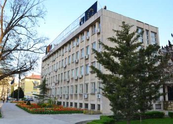 Tulcea: Corpuri noi de iluminat pentru 200 de străzi din municipiu