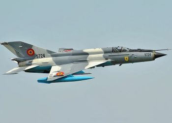 S-au reluat zborurile cu MIG-21 LanceR