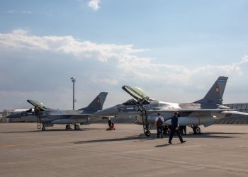 România cumpără 32 de aeronave F-16 din Norvegia