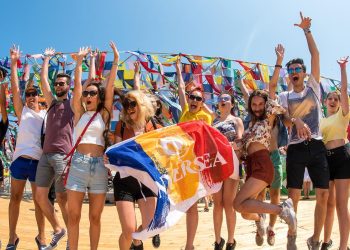 Elevii cu 10 la BAC pot intra gratuit la NEVERSEA 2022