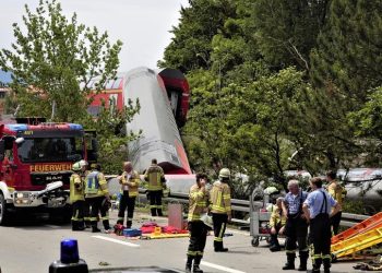 Germania: Cel puțin 4 morți și zeci de răniți într-un accident de tren