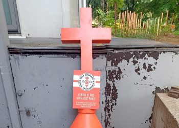 Geamandurile în formă de cruce, noua atracție de pe litoral