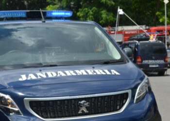 Antrenament pentru jandarmii tulceni. Luare de ostatici și pachet suspect, la Tribunal