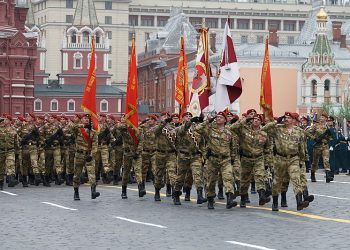 Rusia: Peste 75.000 de euro pentru familiile soldaţilor din Garda Naţională decedaţi în Ucraina sau Siria