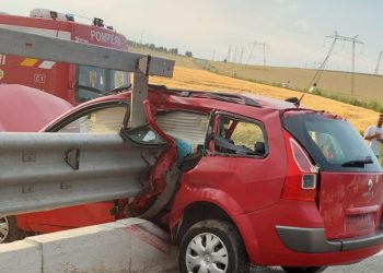 UPDATE – Accident rutier cu trei victime încarcerate, lângă Sibioara. O femeie și-a pierdut viața
