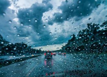 Risc de acvaplanare pe Autostrada Soarelui