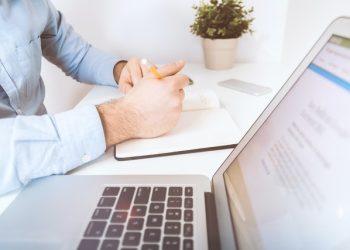 Câți angajați sunt în județul Constanța