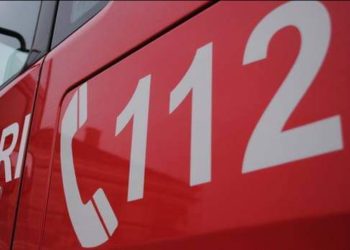 UPDATE – Un autoturism a luat foc pe Autostrada A2