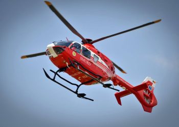 UPDATE – Stațiunea Olimp: Persoană scoasă inconștientă din mare. Intervine elicopterul SMURD