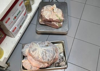 Amenzi de 443.600 lei date de ANSVSA unor unităţi de alimentaţie publică de pe litoral