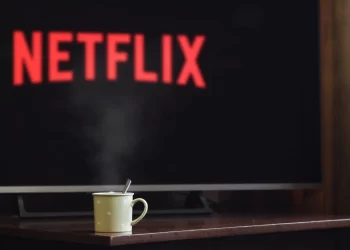 Aproximativ un milion de abonaţi au părăsit Netflix