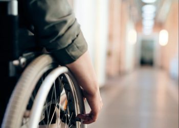 Certificatele de handicap pentru copiii cu afecțiuni grave, valabile până la 18 ani