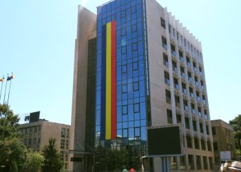 Tulcea: Demersuri pentru fluidizarea traficului la bara Sulina