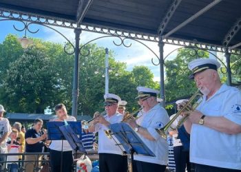 Fanfara „Muzica Apelor”, concerte în Constanța și Năvodari