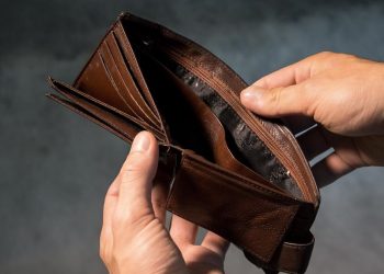 Creșterile salariale din județul Constanța, „îngropate” de rata inflației