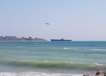 Au fost reluate căutările bărbatului dispărut în mare, la Costinești