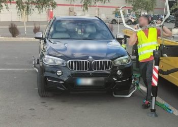 Zilnic amenzi pentru parcarea pe locurile destinate persoanelor cu handicap