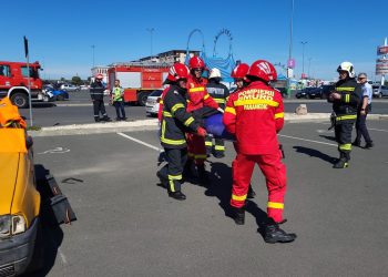 Simulare de cutremur la un mall din Constanța