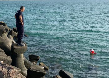 Căutările persoanelor dispărute în mare, la Costinești, continuă și astăzi