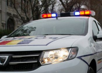 Prins la volan drogat și cu permisul suspendat