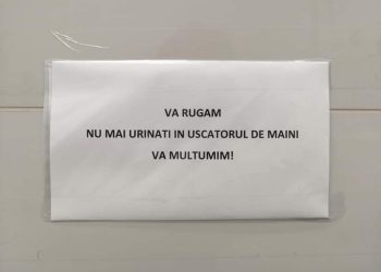 De râs și plâns. Mesaj rușinos pentru clienții unei benzinării! 