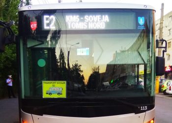 Traseele pentru elevi, suspendate pe perioada vacanței