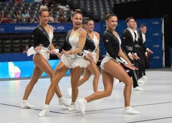 Regal de gimnastică aerobică la București în weekend