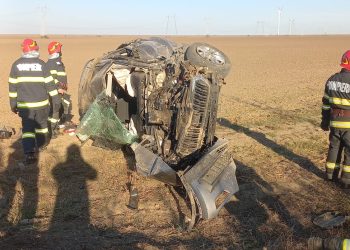 Mașină lovită de tren, la ieșire din Cuza Vodă