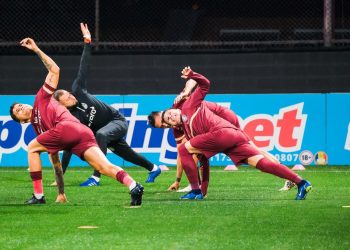 Una caldă și una rece în Conference League