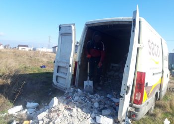 Încă o autoutilitară confiscată de polițiștii constănțeni