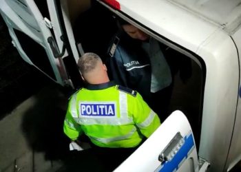 Militarii reținuți pentru furt de combustibil de la baza militară Kogălniceanu, duși în instanță (VIDEO)