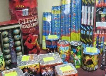 Peste 120 de kilograme de materiale pirotehnice, reținute de polițiștii tulceni