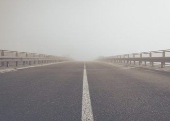 Ceață pe Autostrada Soarelui 