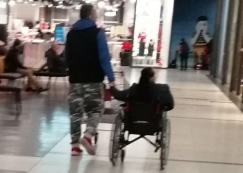 Imaginea sfârșitului de an: Dragostea lui, picioarele ei